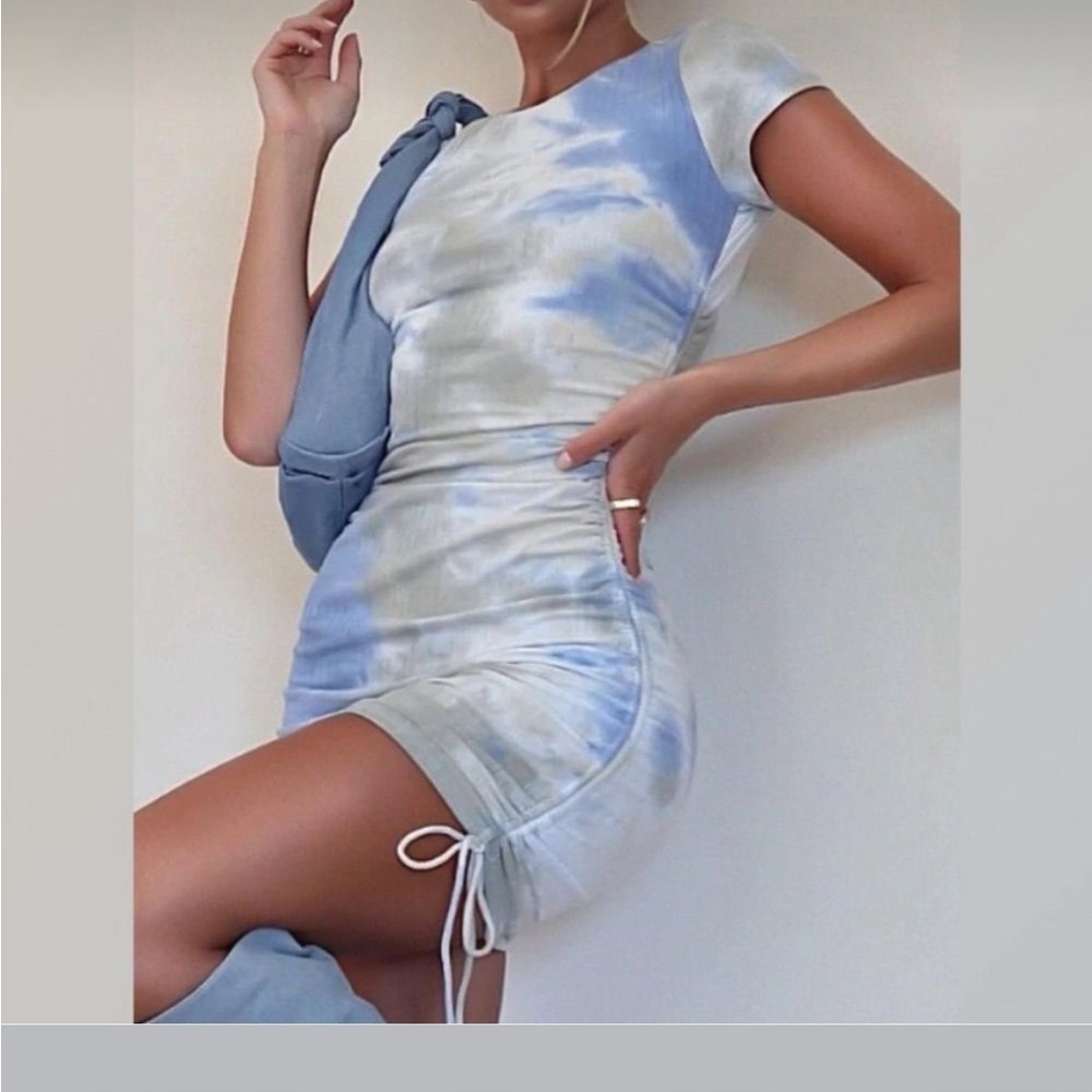 LAST CALL White Fox Boutique Tie-Dye Blue and White Bodycon Dress